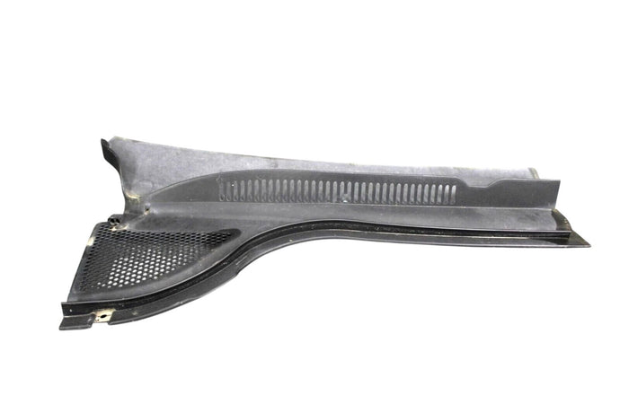 13-17 Volkswagen CC Front Right Side Rain Tray Cowl Panel Water Deflector Oem