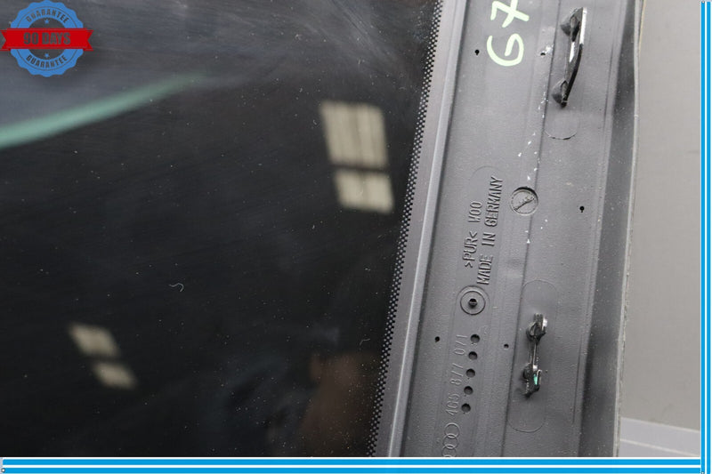 Load image into Gallery viewer, 12-18 Audi A6 Quattro Sunroof Glass Panel Sun Moon Roof 4G5877071 Oem
