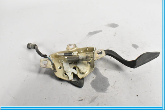 03-12 Maserati Quattroporte Front Hood Lock Latch Assembly Oem