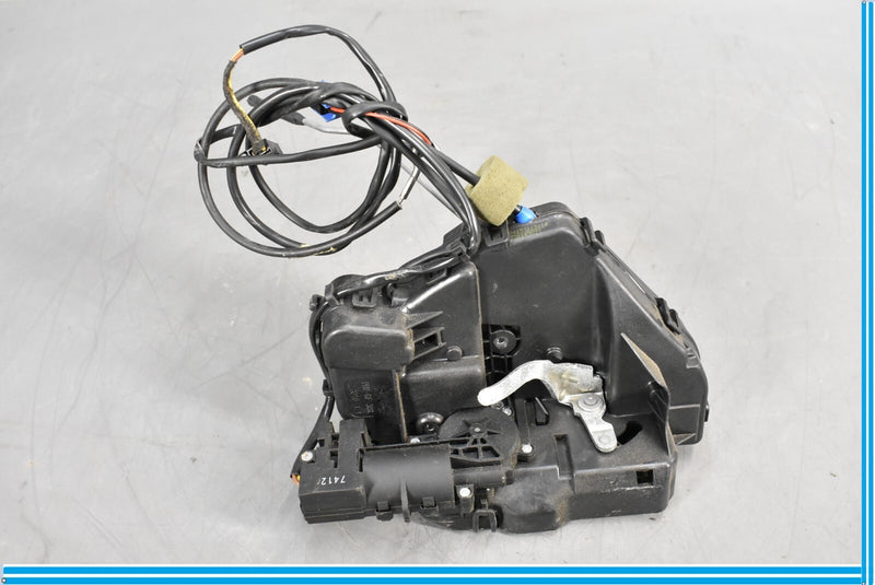 Load image into Gallery viewer, 06-11 Mercedes CLS550 CLS500 W219 Rear Left Driver Door Lock Latch Actuator Oem
