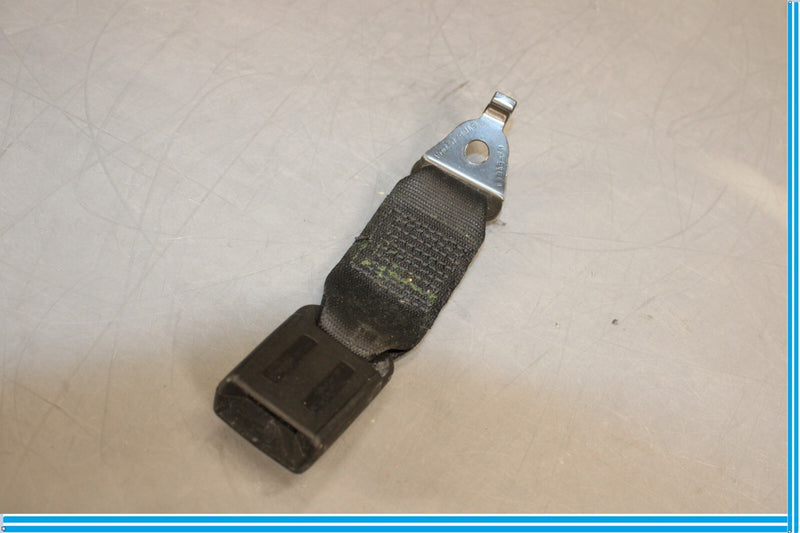 Load image into Gallery viewer, 12-18 BMW 320i 328i F30 Rear Second 2nd Row Center Middle Seat Belt Buckle Oem
