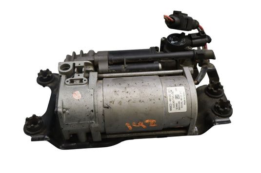 11-18 Audi A8 A8L Quattro Air Suspension Compressor Pump W/ Bracket Oem
