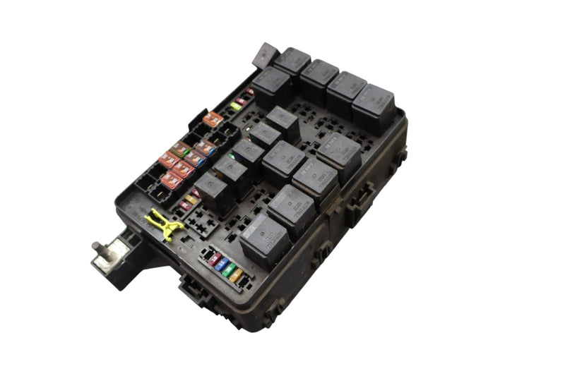Load image into Gallery viewer, 14-24 Maserati Quattroporte Engine Fuse Box Relay Module 7154763030 Oem
