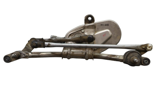 03-19 Maserati Quattroporte Front Windshield Wiper Linkage Arm Oem