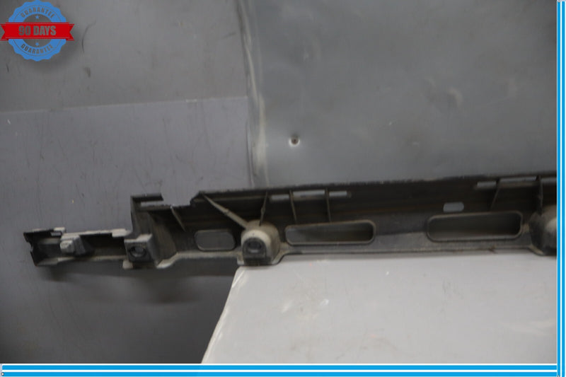 Load image into Gallery viewer, 13-19 Mercedes X166 GL450 Rear Right Passegner Side Rocker Panel Bracket Oem
