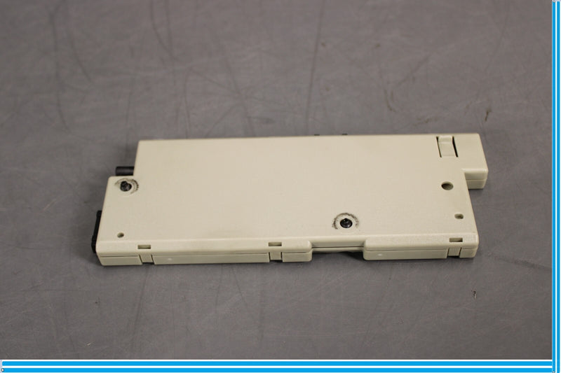 Load image into Gallery viewer, 09-15 BMW 750Li F01 F02 Radio Antenna Diversity Control Module Amplifier Oem
