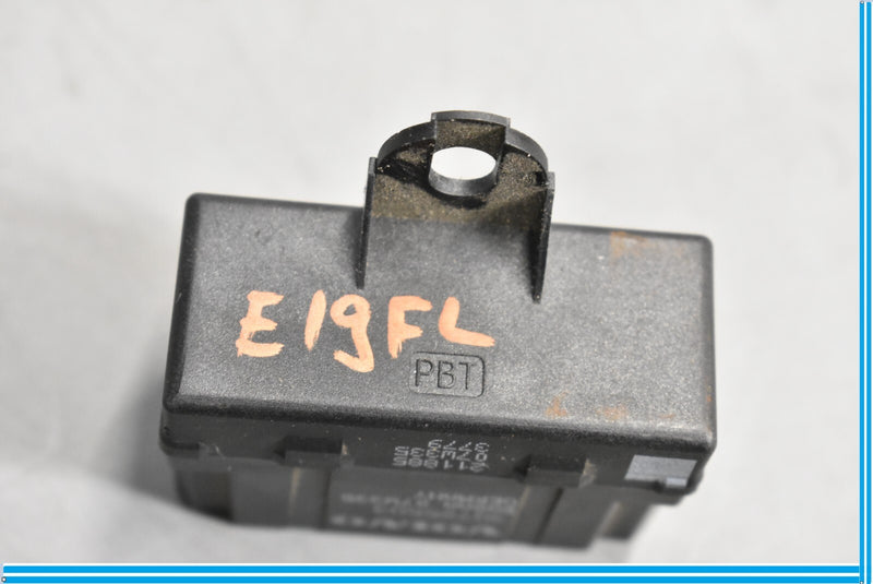 Load image into Gallery viewer, 06-10 Volvo C70 Front Left Driver Side Seat Heater Control Computer Module Oem

