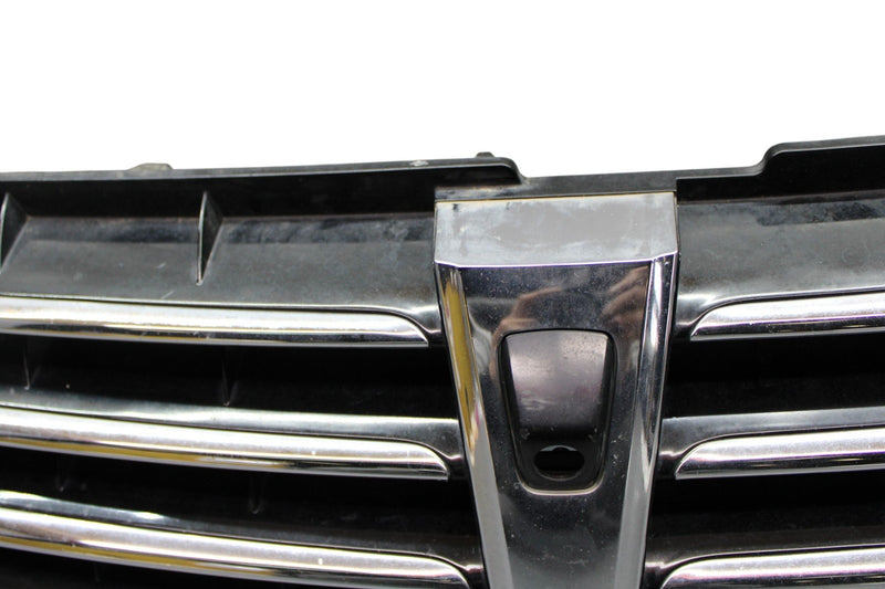 Load image into Gallery viewer, 11-13 Hyundai Equus SIG Front Center Radiator Grille Grill Assembly Black Oem
