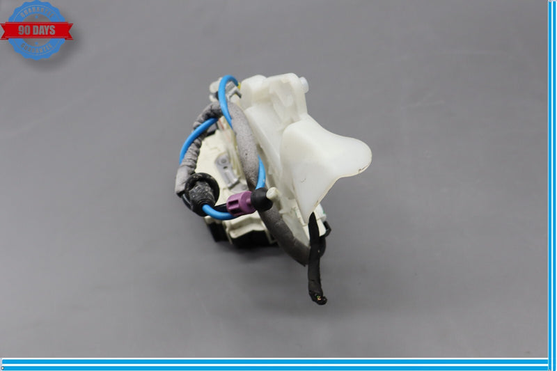 Load image into Gallery viewer, 08-18 Mercedes E350  Front Right Passenger Side Door Lock Latch Actuator Oem
