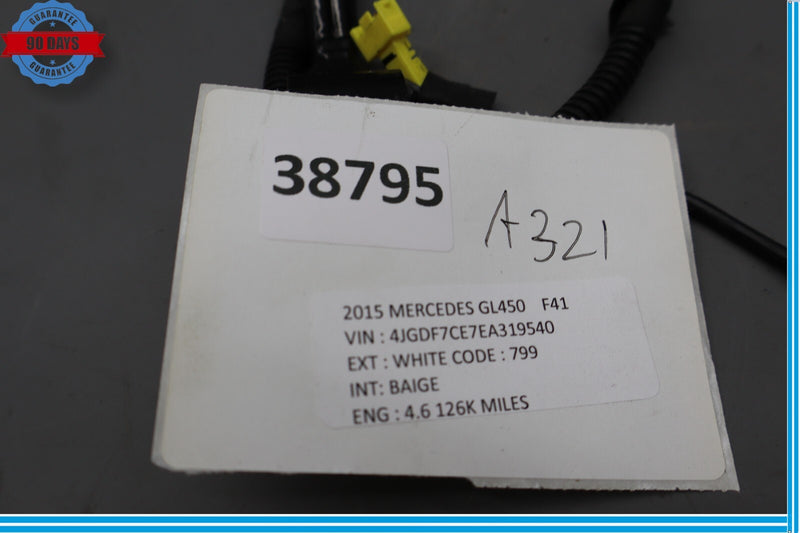 Load image into Gallery viewer, 12-19 Mercedes X166 GL450 GL550 Front Right Side Seat Belt Buckle Black Oem

