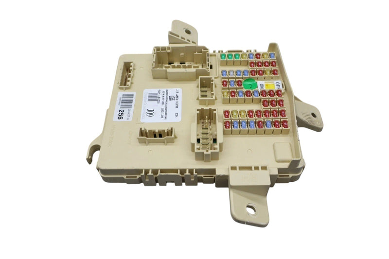 Load image into Gallery viewer, 2015  Hyundai Genesis Dash Fuse Relay Junction Box Fusebox Block 91951B1231 Oem
