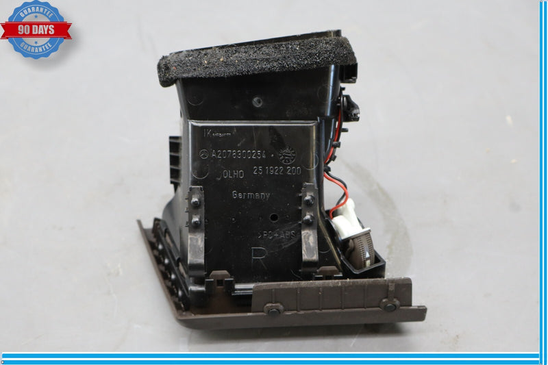 Load image into Gallery viewer, 10-13 Mercedes W207 E350 E550 Front Right Side Dashboard AC A/C Air Vent Oem
