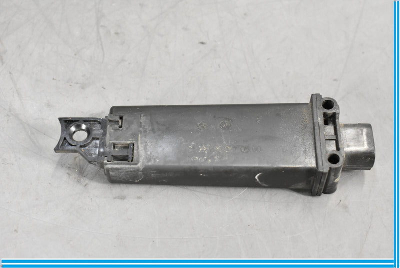 Load image into Gallery viewer, 04-08 Maserati Quattroporte Tire Pressure Monitor Module 191443 Oem
