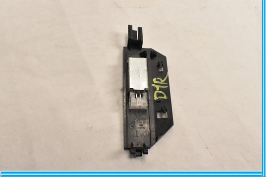 03-10 Porsche Cayenne Right Passenger Footwell Light W/ Bracket Oem