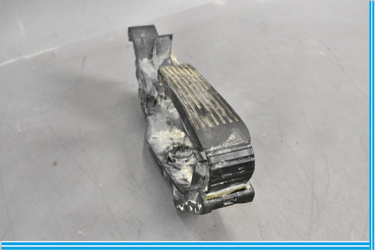 06-11 Mercedes CLS550 E550 W219 Gas Pedal Accelerator A2113000404 Oem