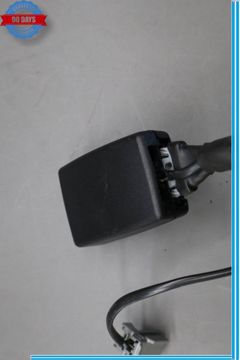 Load image into Gallery viewer, 10-15 Jaguar XJ XJL Rear Left Driver Side Seat Belt Seatbelt Buckle Oem
