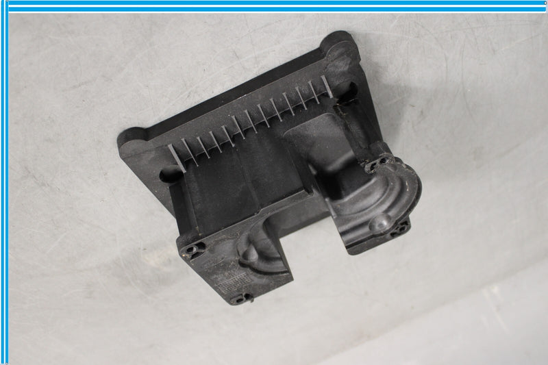 Load image into Gallery viewer, 10-13 LR Range Rover Sport Transmission Gear Shift Shifter Plate Mount Oem
