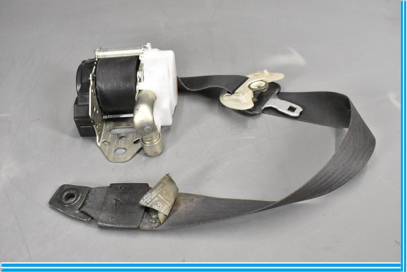Load image into Gallery viewer, 2007-2009 LEXUS LS460 LS460L LS600 FRONT LEFT DRIVER SEAT SEATBELT BLACK OEM
