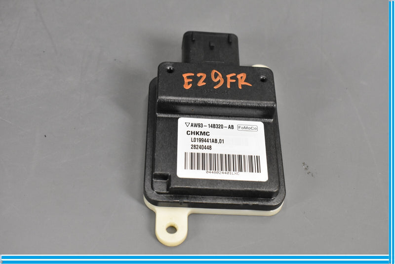 Load image into Gallery viewer, 10-15 Jaguar XJ XJL Front Right Passenger Seat Weight Sensor Control Module Oem
