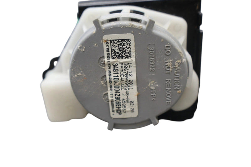 Load image into Gallery viewer, 11-14 Volkswagen VW Touareg Rear Right Passenger Side Seat Belt Retractor Oem
