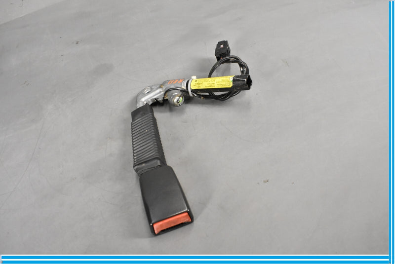 Load image into Gallery viewer, 09-11 Jaguar XF Front Right Passenger Side Seatbelt Seat Belt Buckle Oem
