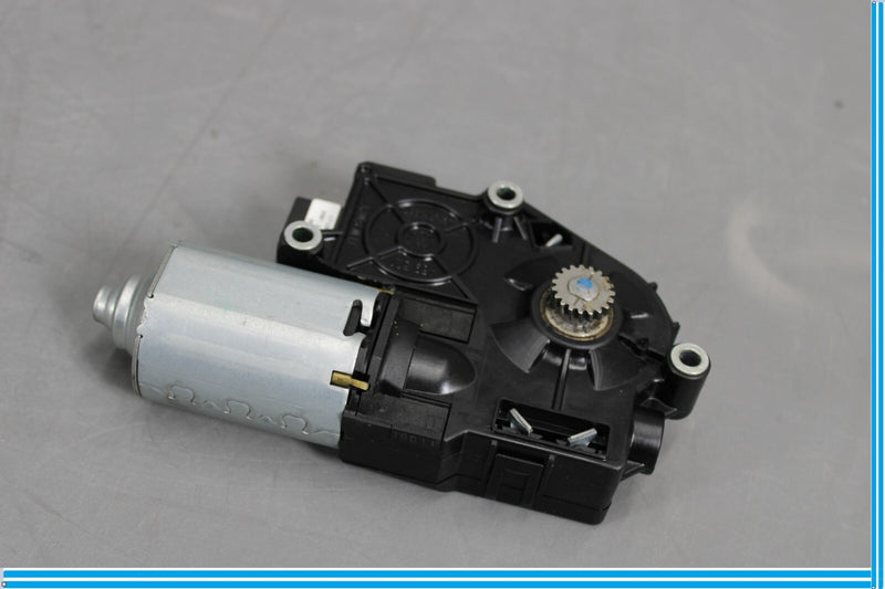 Load image into Gallery viewer, 09-15 BMW 750i 750Li F01 F02 Sunroof Sun Moon Roof Motor 7193398 Oem
