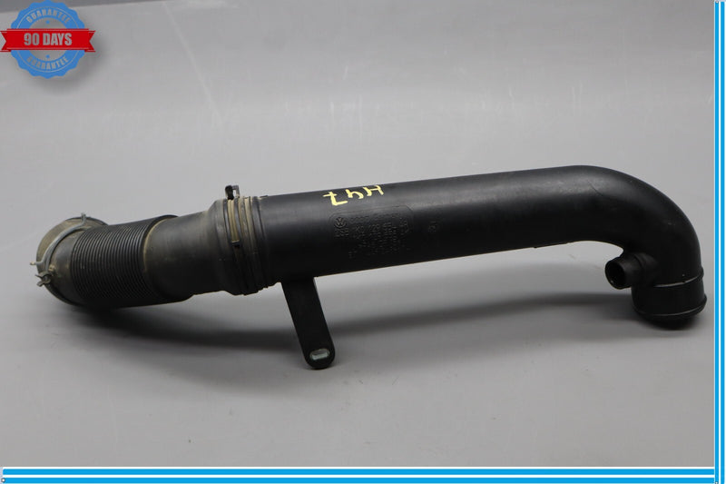 Load image into Gallery viewer, 09-18 Audi A3 A3 Quattro Air Cleaner Intake Tube Hose Black 1K0129656 Oem
