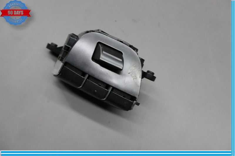 Load image into Gallery viewer, 11-13 Hyundai Equus SIG Steering Wheel Cruise Audio Radio Control Switch Oem
