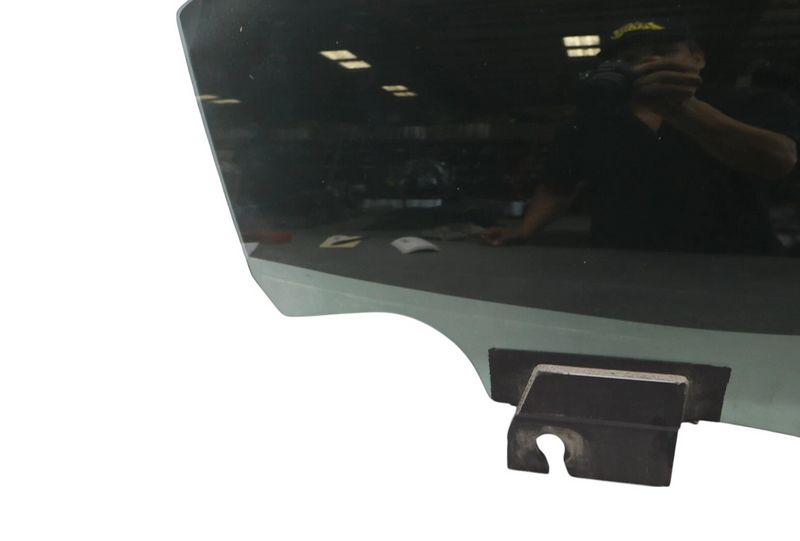 Load image into Gallery viewer, 14-22 Maserati Ghibli M157 S Rear Right Passenger Side Door Window Glass Oem
