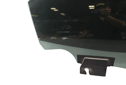 14-22 Maserati Ghibli M157 S Rear Right Passenger Side Door Window Glass Oem