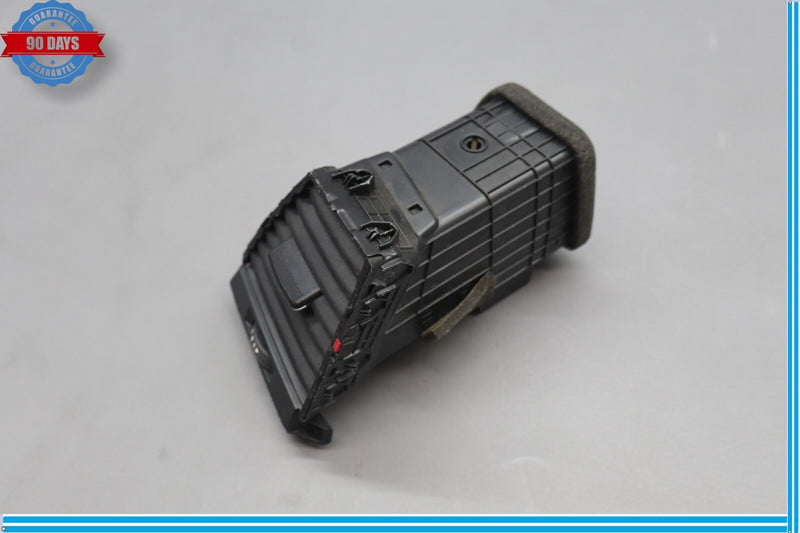 Load image into Gallery viewer, 15-20 Hyundai Genesis G80 Front Left Side Dash Inner Air Outlet Vent Trim Oem
