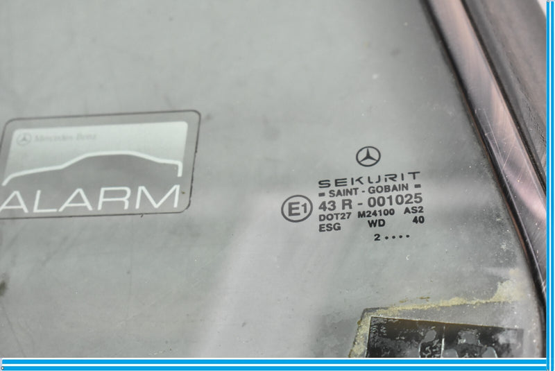 Load image into Gallery viewer, 03-12 Mercedes R230 SL500 SL55 AMG Rear Right Passenger Quarter Window Glass Oem
