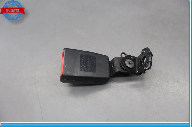 Load image into Gallery viewer, 12-18 Audi A7 A7 Quattro Rear Right/Left Side Seatbelt Latch Buckle Receiver Oem
