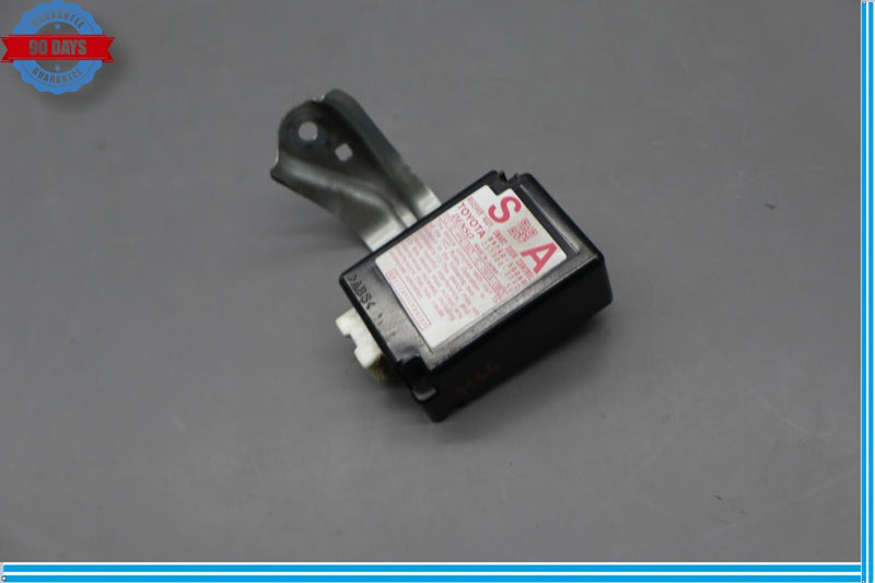 Load image into Gallery viewer, 07-12 Lexus LS460 Smart Door Control Module Receiver 89740-50060 Oem

