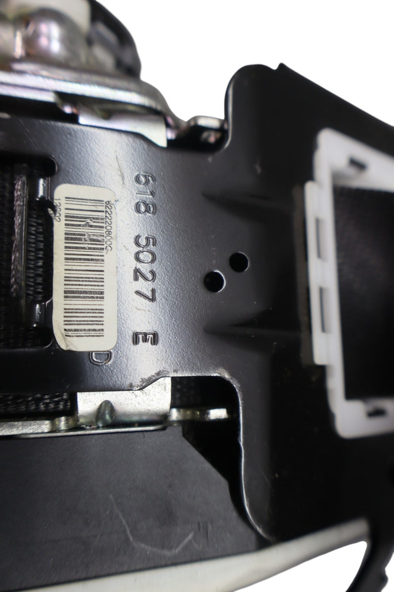 Load image into Gallery viewer, 12-18 Mercedes CLS550 E350 Front Right Passenger Side Seatbelt Retractor Oem
