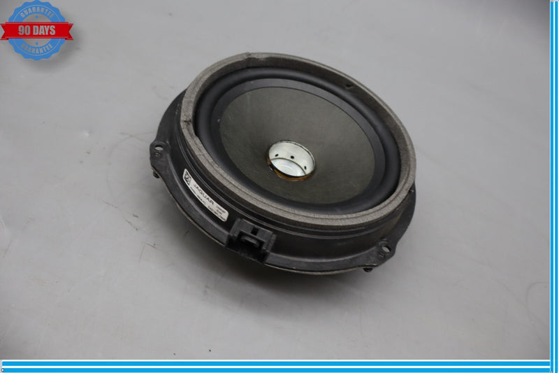 Load image into Gallery viewer, 10-13 Jaguar XJ XJL X351 Rear Right Passenger Side Door Bass Speaker Oem
