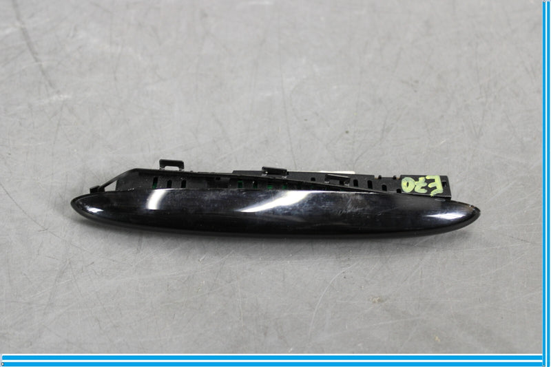 Load image into Gallery viewer, 07-13 Mercedes S400 S550 W221 Rear Overhead Dome Light Lamp Parking Sensor Oem
