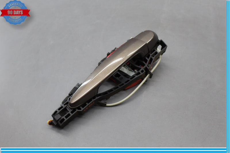 Load image into Gallery viewer, 12-18 BMW 320i 328i F30 Front Right Passenger Side Exterior Door Handle Oem
