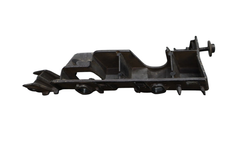 Load image into Gallery viewer, 12-18 Audi A6 A6 Quattro S6 Front Left Driver Side Bumper Guide Bracket Oem
