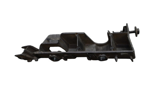 12-18 Audi A6 A6 Quattro S6 Front Left Driver Side Bumper Guide Bracket Oem