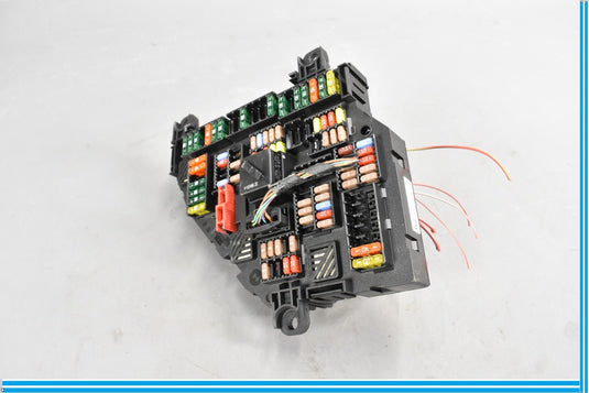12-18 BMW F12 F13 640i 650i Fuse Relay Box Junction Block 925281201 Oem