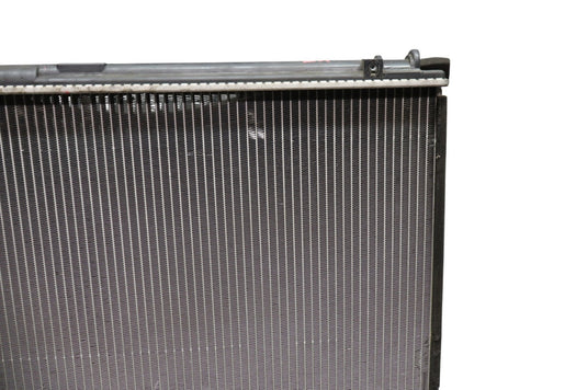 01-06 Lexus LS430 4.3L Front Engine Cooling Radiator Assembly 4221723823F Oem