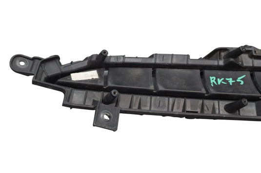 15-16 Hyundai Genesis Front Bumper Right Side Fog Light Trim Molding Bracket Oem