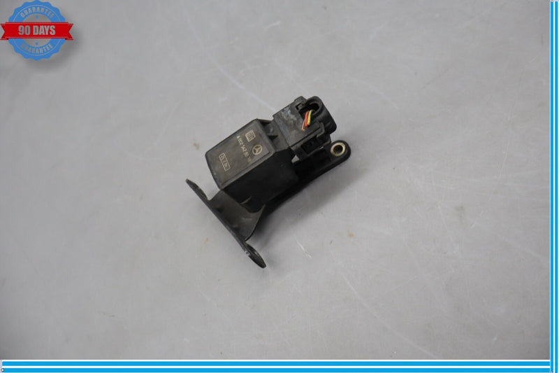 Load image into Gallery viewer, 03-12 Mercedes R230 SL500 Front Right Side Suspension Level Sensor Link Rod Oem
