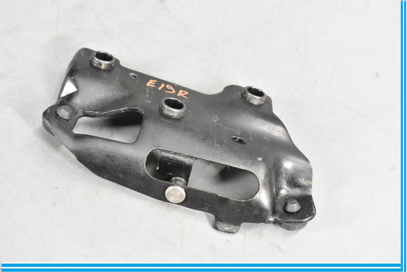Load image into Gallery viewer, 06-13 Volvo C70 Convertible Right Side Roof Hinge Bracket Oem
