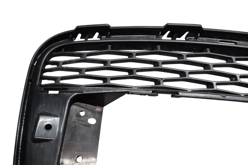 Load image into Gallery viewer, 14-17 Range Rover Sport L494 Front Right Bumper Fog Light Lamp Grille Cover Oem
