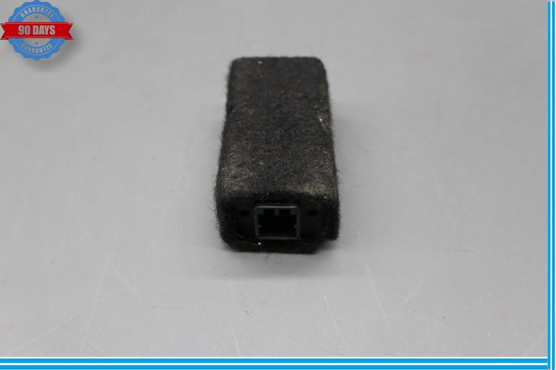 Load image into Gallery viewer, 03-06 Mercedes R230 SL500 iPod iPhone Interface Multimedia Audio Control Oem
