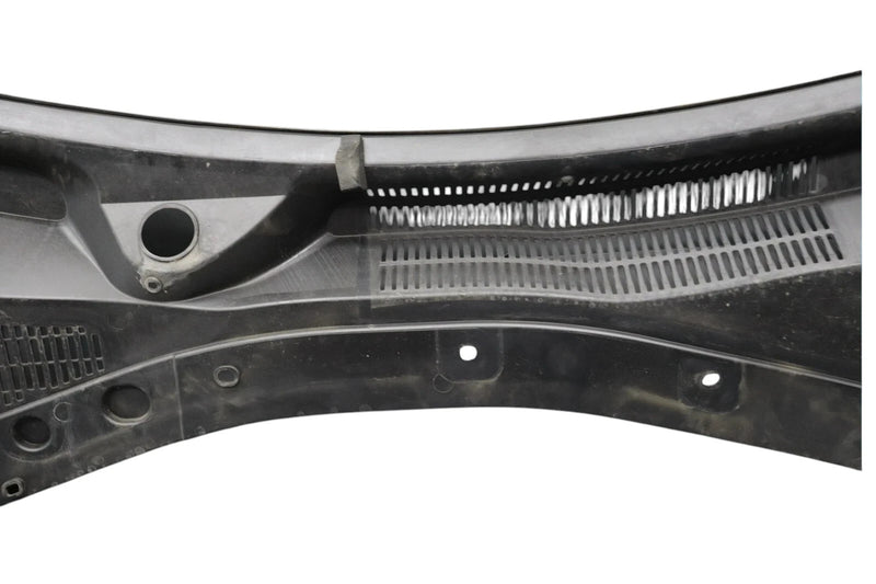 Load image into Gallery viewer, 14-20 Maserati Ghibli S Windshield Wiper Cowl Vent Grille Panel 670010468 Oem
