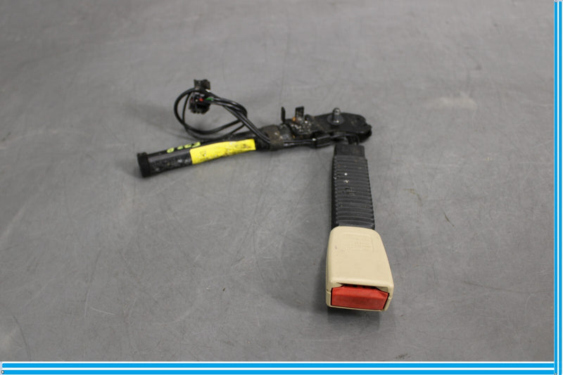 Load image into Gallery viewer, 09-11 Jaguar XF XFR X250 Front Left Driver Seat Belt Buckle SEL Oem
