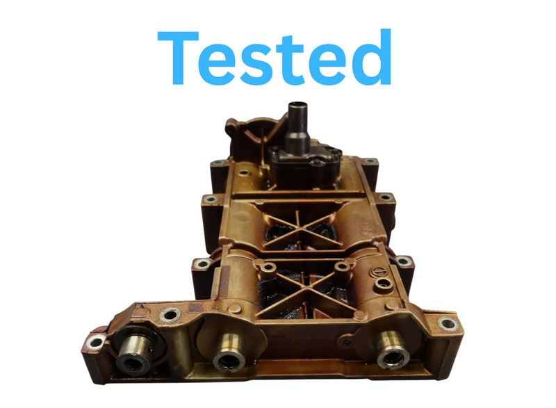 Load image into Gallery viewer, 12-15 Mercedes W204 C250 SLK250 Balance Shaft Housing Oil Pump A2710341003 Oem
